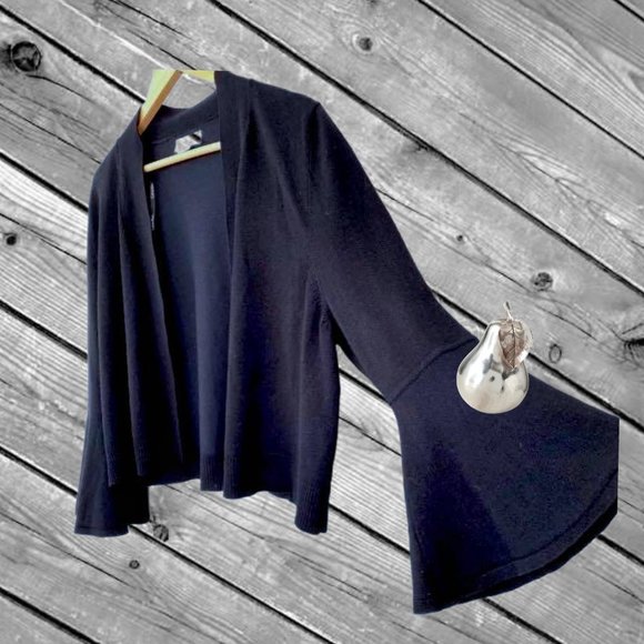 🖤🌹🖤 Cute Calvin Klein Black Sweater Cardigan Shrug with 3/4 Bell Sleeves - Picture 3 of 10